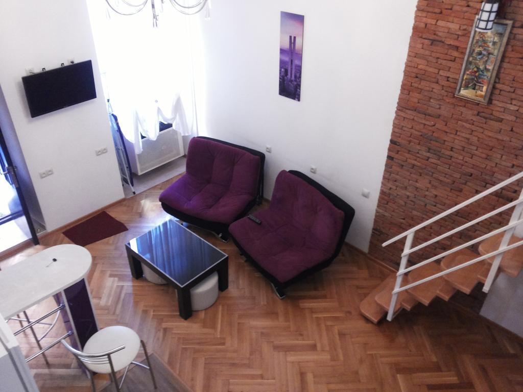 Comfortable Flat In Central Tbiliszi Szoba fotó