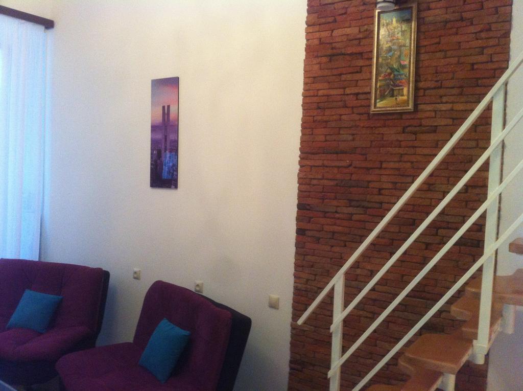 Comfortable Flat In Central Tbiliszi Szoba fotó