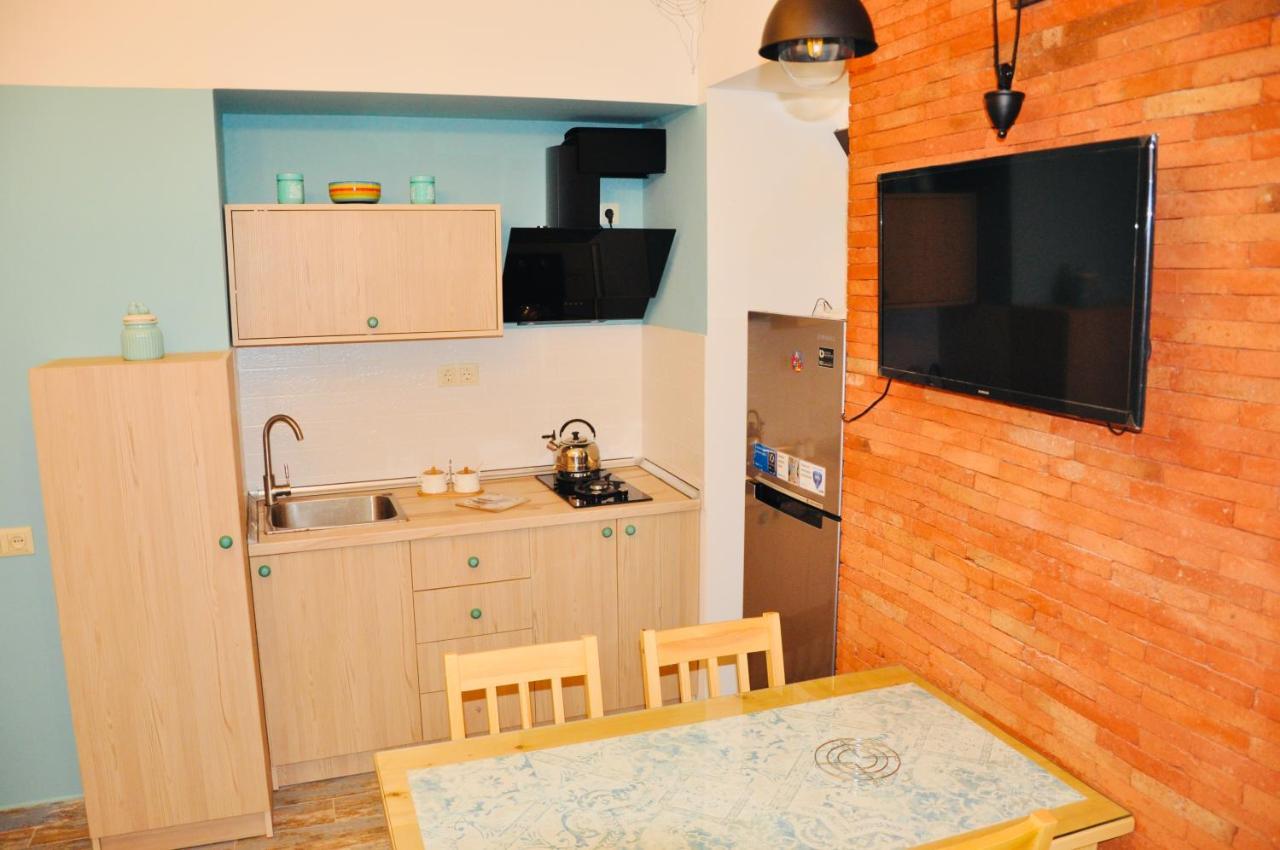 Comfortable Flat In Central Tbiliszi Kültér fotó