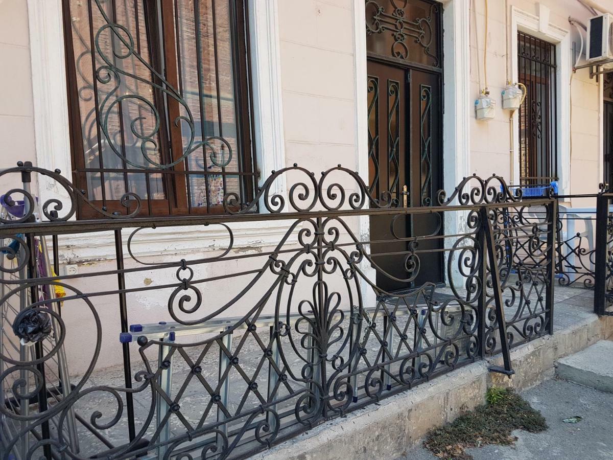 Comfortable Flat In Central Tbiliszi Kültér fotó